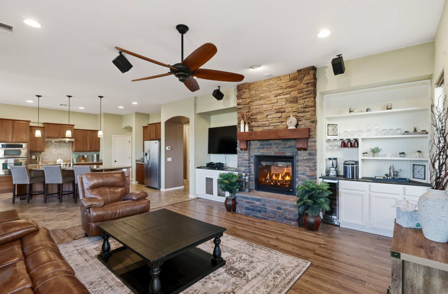 Litchfield Mountain Views